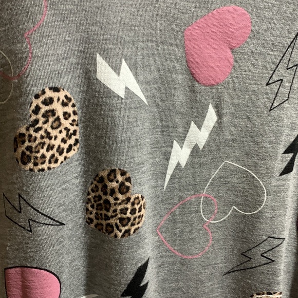 Torrid Top Sleepwear Gray Pink Hearts 2 2X 18-20🌀 - Picture 3 of 15
